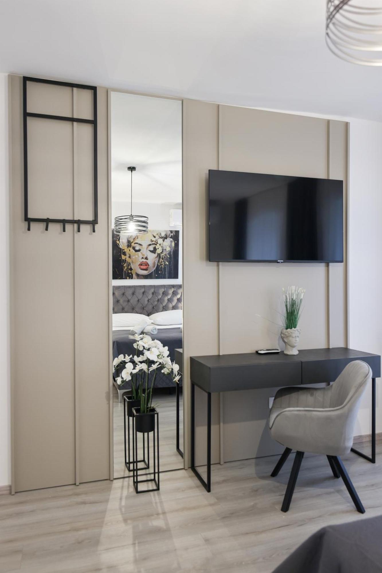 Classy Apartments In City Centar 扎达尔 外观 照片