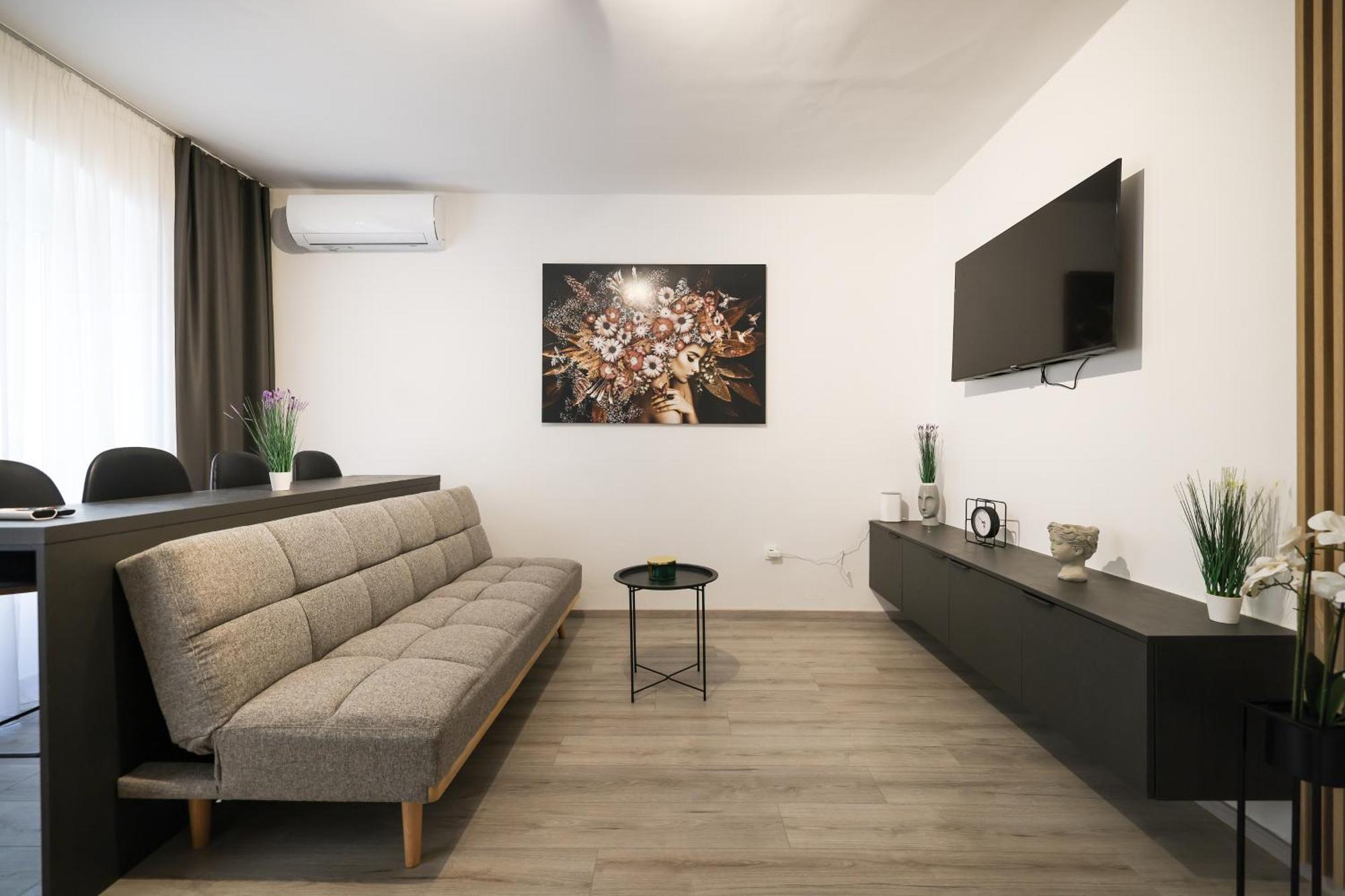 Classy Apartments In City Centar 扎达尔 外观 照片